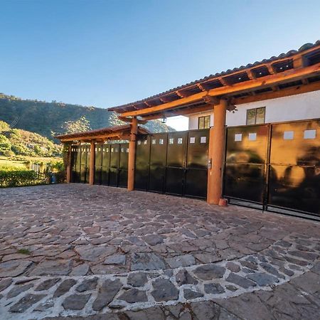 Cabanas Lago Escondido Valle de Bravo Εξωτερικό φωτογραφία